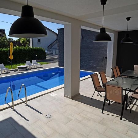 Kuca Za Odmor Deda Pepo Villa Micevec Bagian luar foto